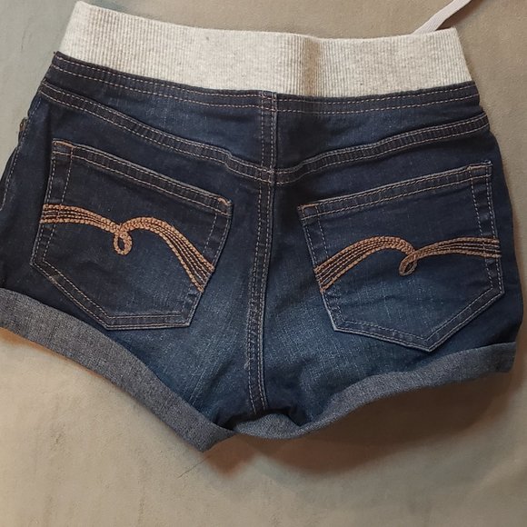 Justice knit waist Denim Shorts  Size 8 - Picture 3 of 3